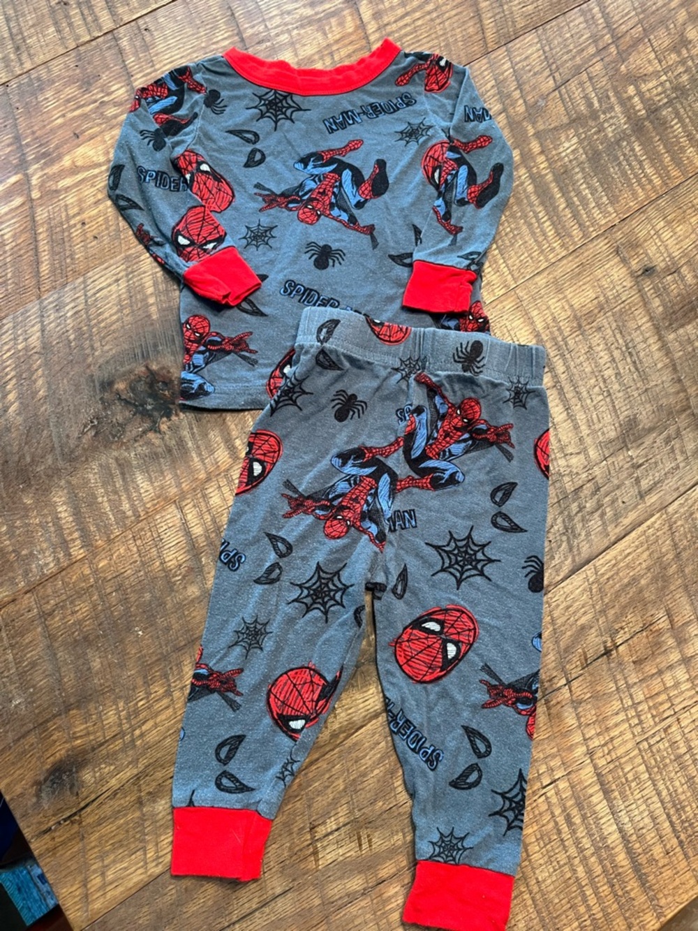 Bamboo Spider-Man Gray & Red Pajama Set